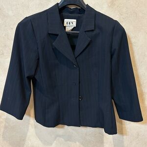 DBY vintage Women's Black Pinstripe blazer cropped